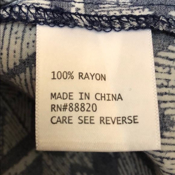 Navy Aztec print blouse - Size M - Picture 3 of 4